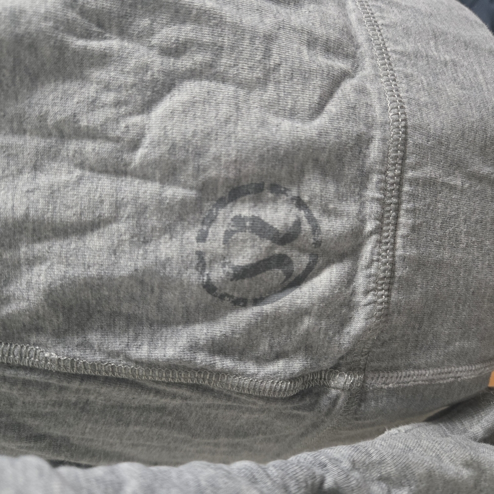Lululemon Reversible Gray Striped Women's Hoodie - Picture 7 of 7